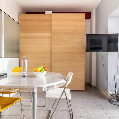 Flatguest Leon Y Castillo + Centre + 1 Bdr + Wifi 아파트 *