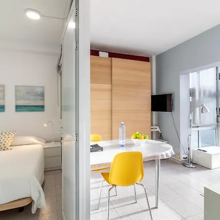 Flatguest Leon Y Castillo + Centre + 1 Bdr + Wifi Apartament *